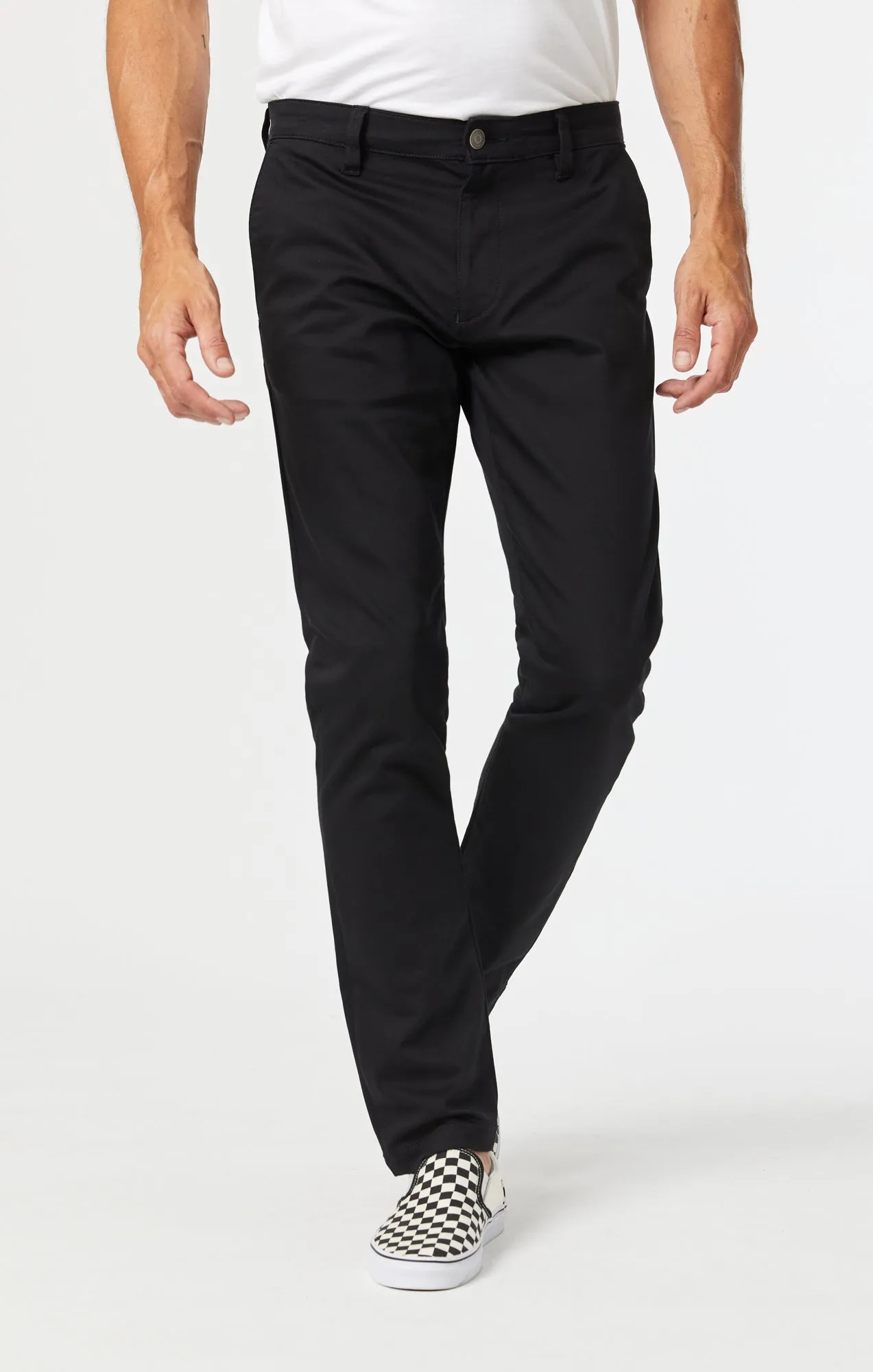 JOHNNY SLIM LEG CHINO IN BLACK TECH