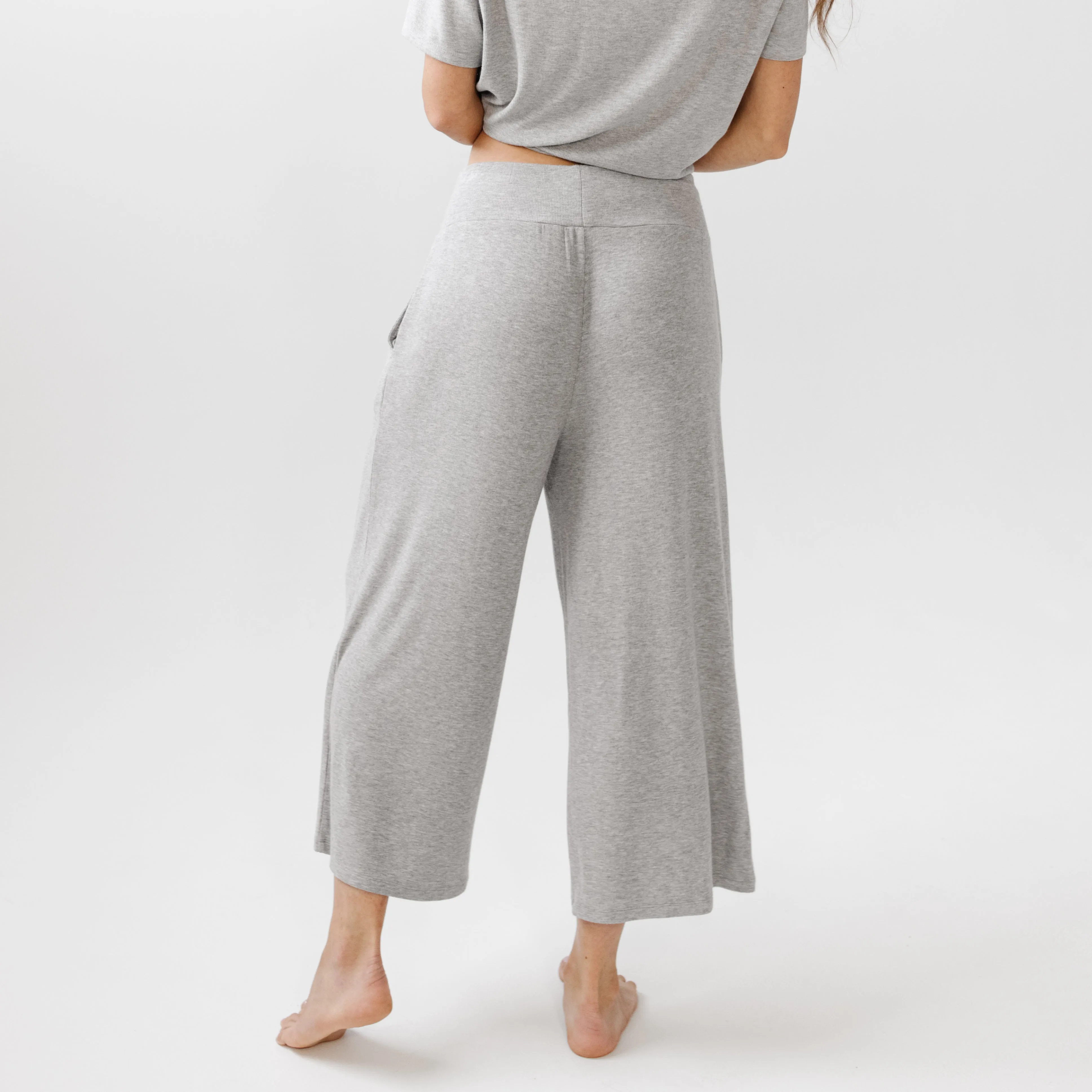 Women’s Bamboo Rib-Knit Lounge Capri